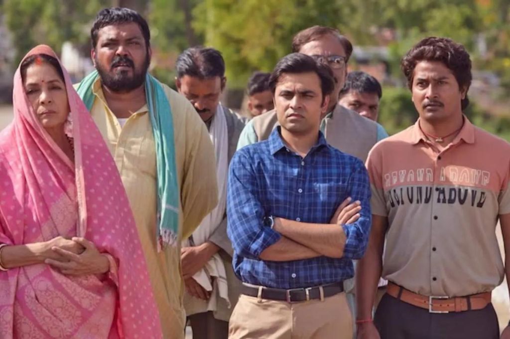 पंचायत सीरीज का पोस्टर दृश्य_पंचायत सीरीज