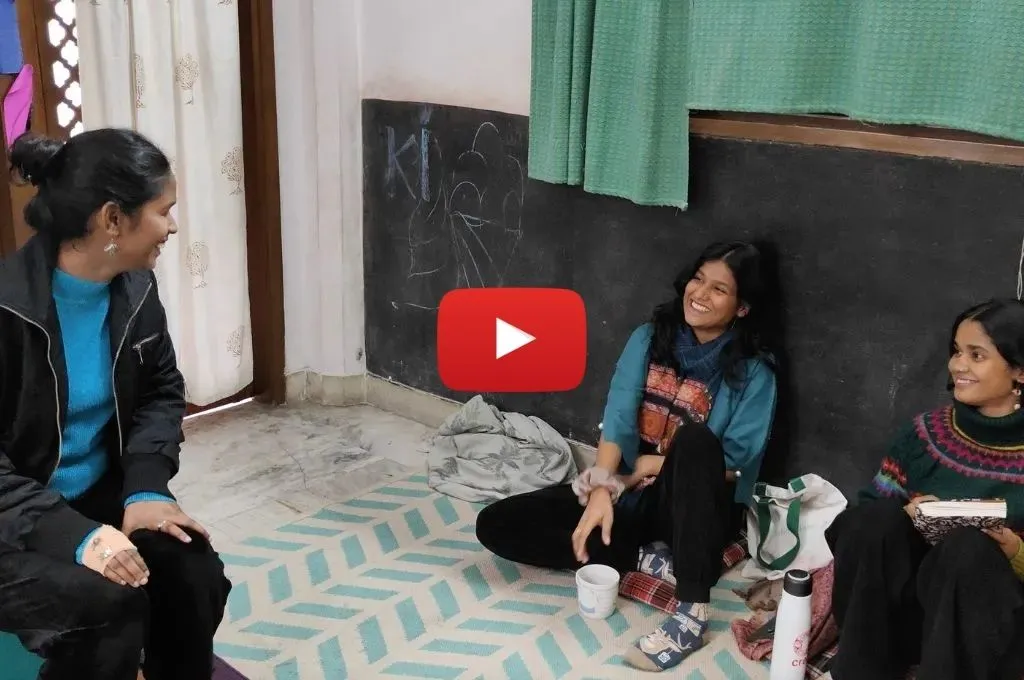 तीन युवा महिलायें_लीडरशिप